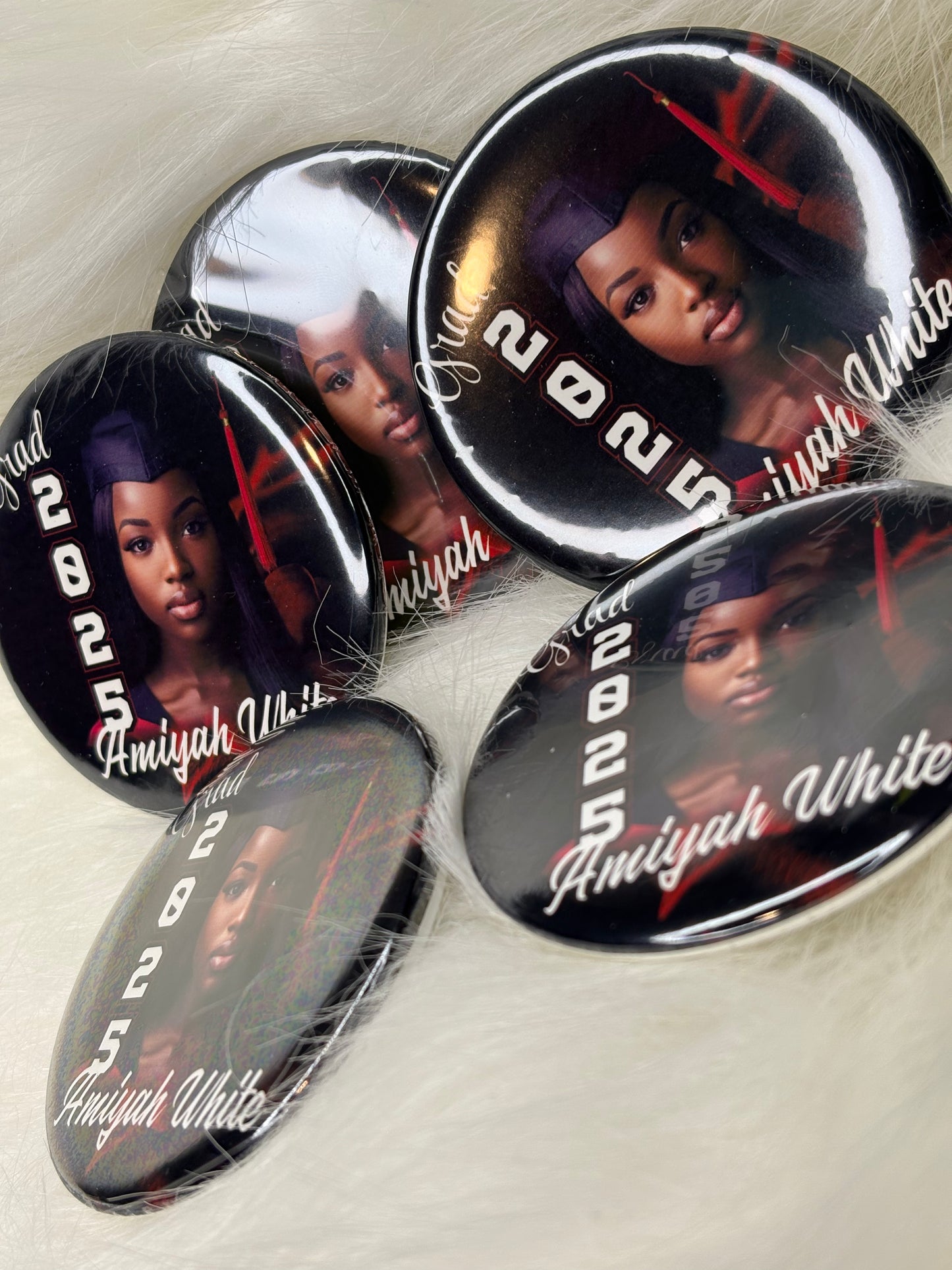 Grad Button